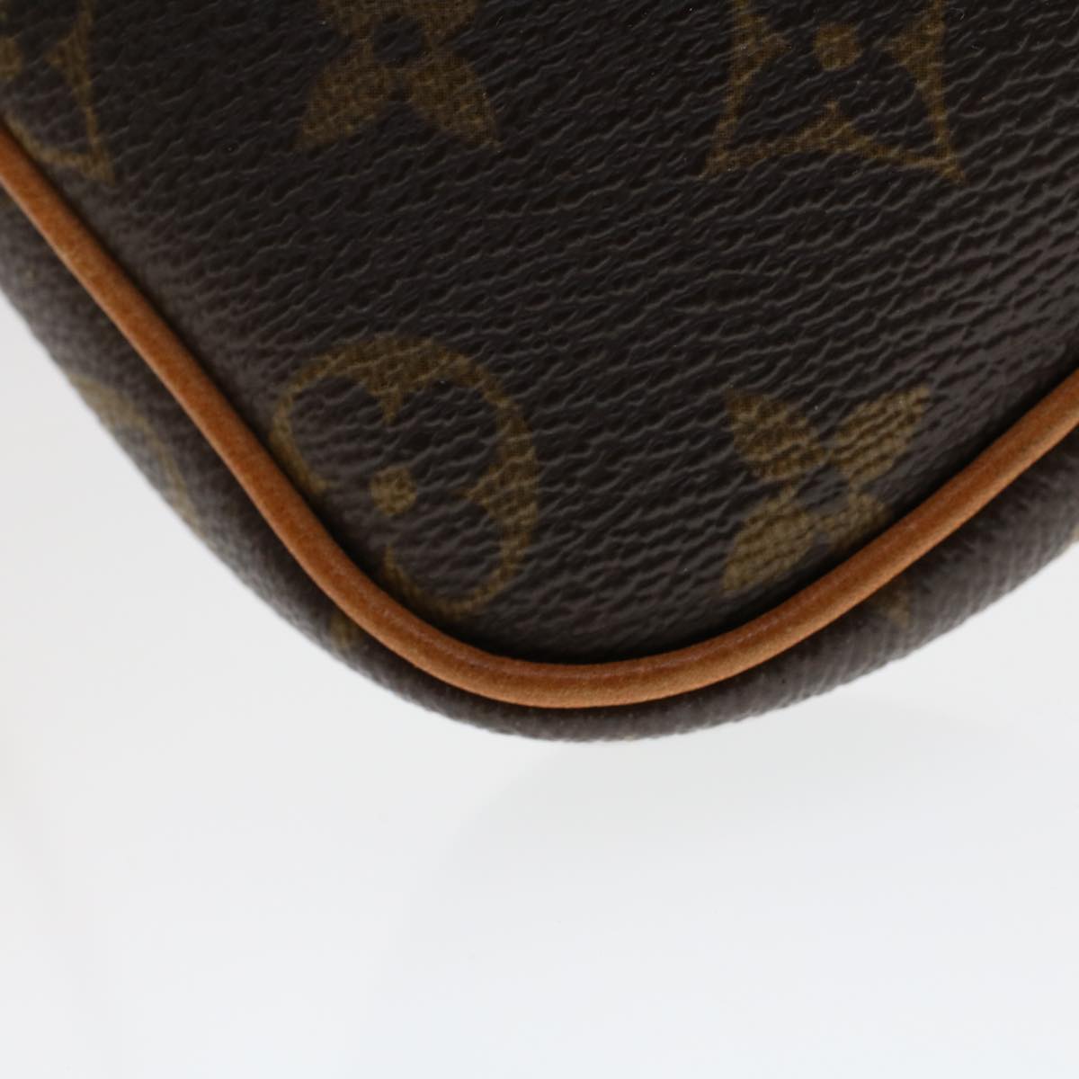 Louis Vuitton Cancun Clutch