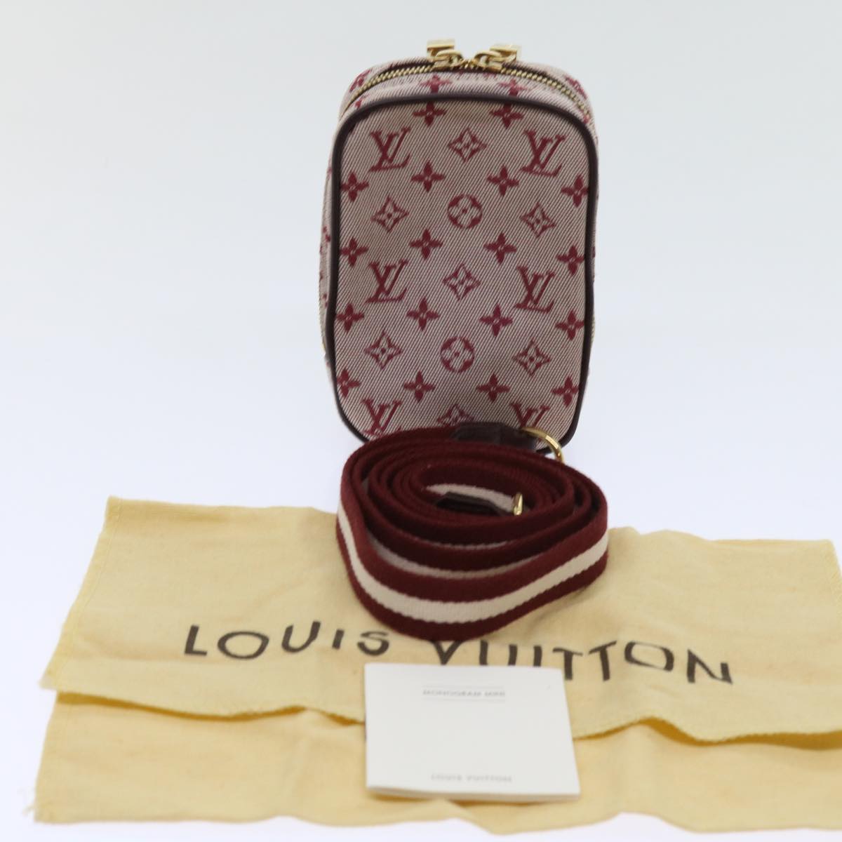 Louis Vuitton Clutch