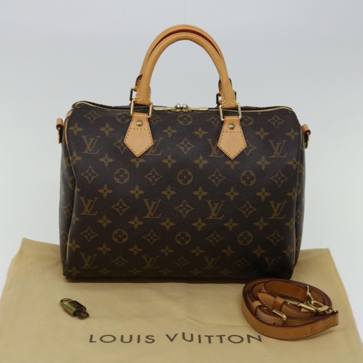 Louis Vuitton Speedy Bandoulière 30 Handbag