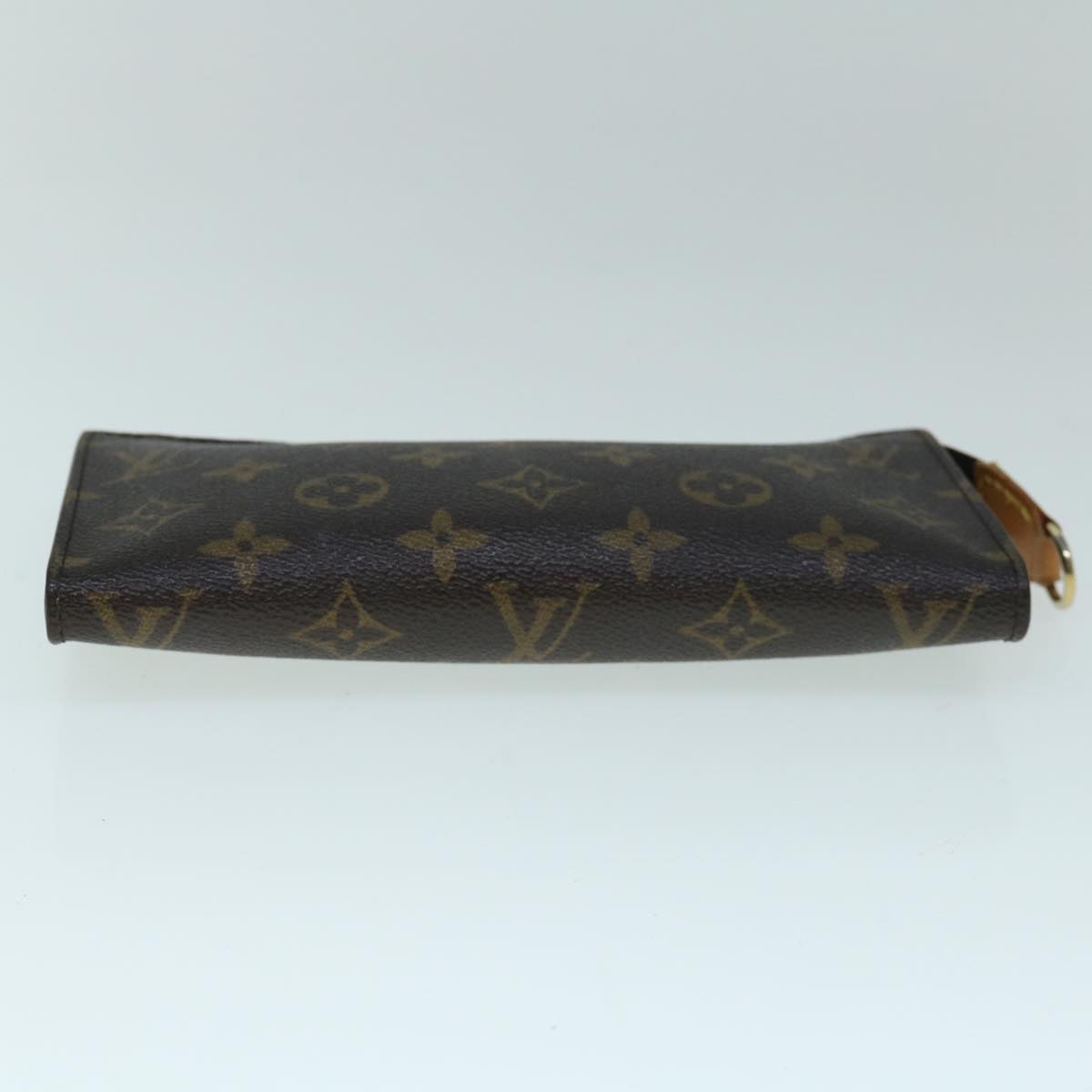 Louis Vuitton Pochette Accessoire Clutch