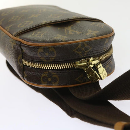 Louis Vuitton Pochette gange Shoulder Bag