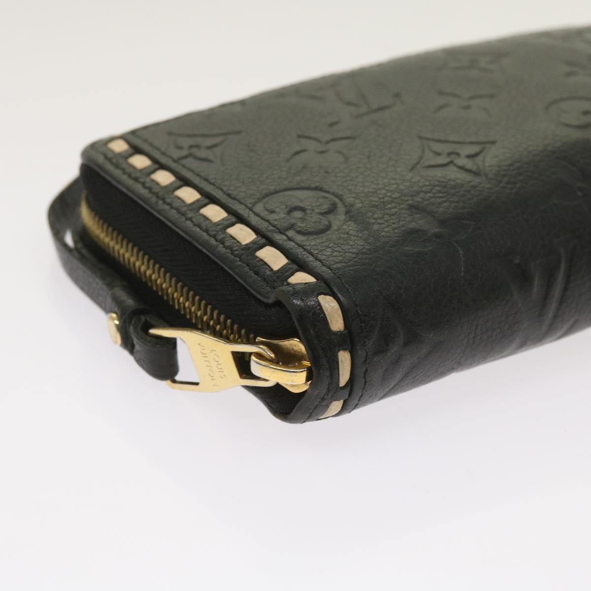 Louis Vuitton Zippy Wallet