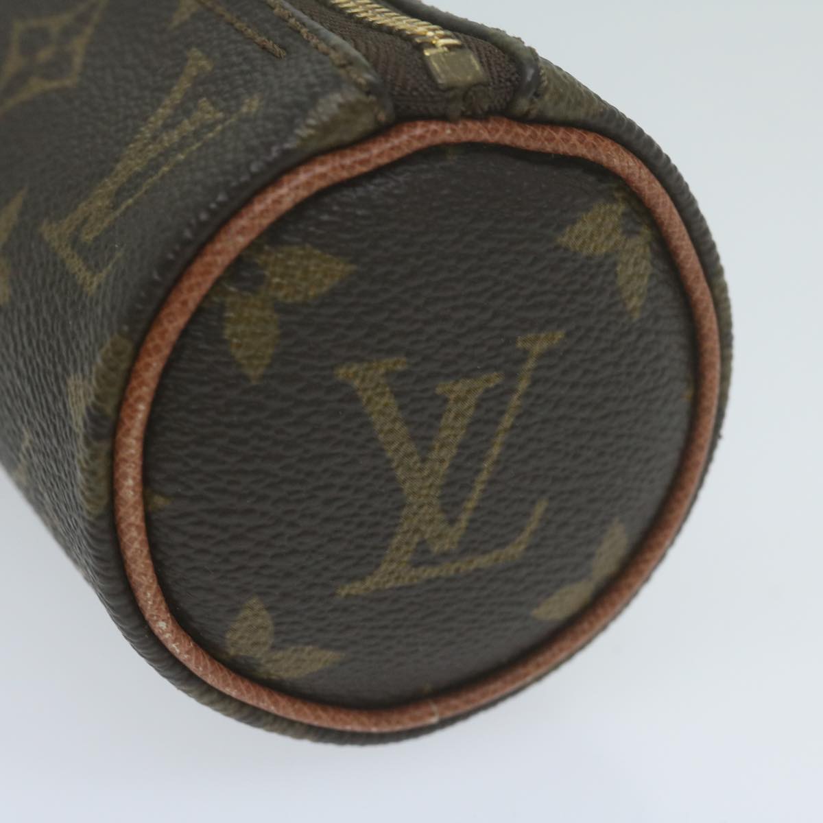 Louis Vuitton Etui à balles de golf Clutch