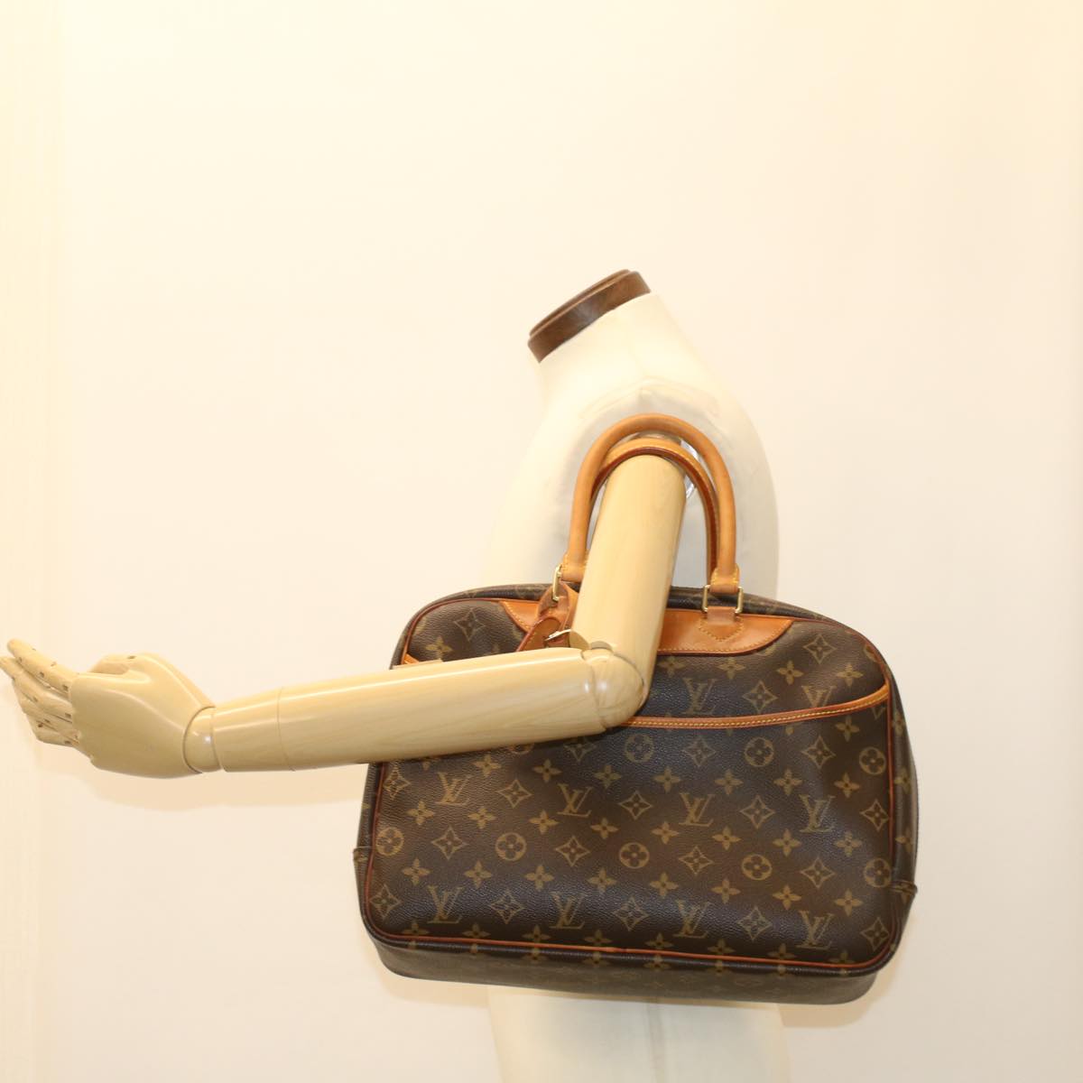 Louis Vuitton Deauville Handbag