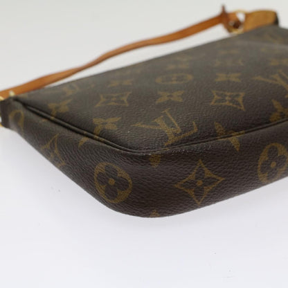 Louis Vuitton Pochette accessoires Clutch