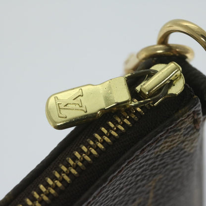 Louis Vuitton Pochette Accessoire Clutch