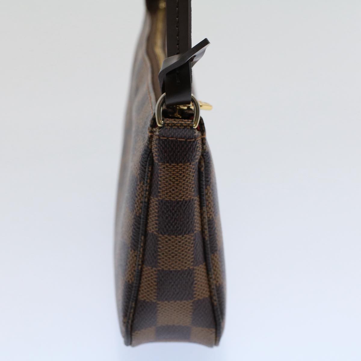 Louis Vuitton Pochette Accessoire Clutch