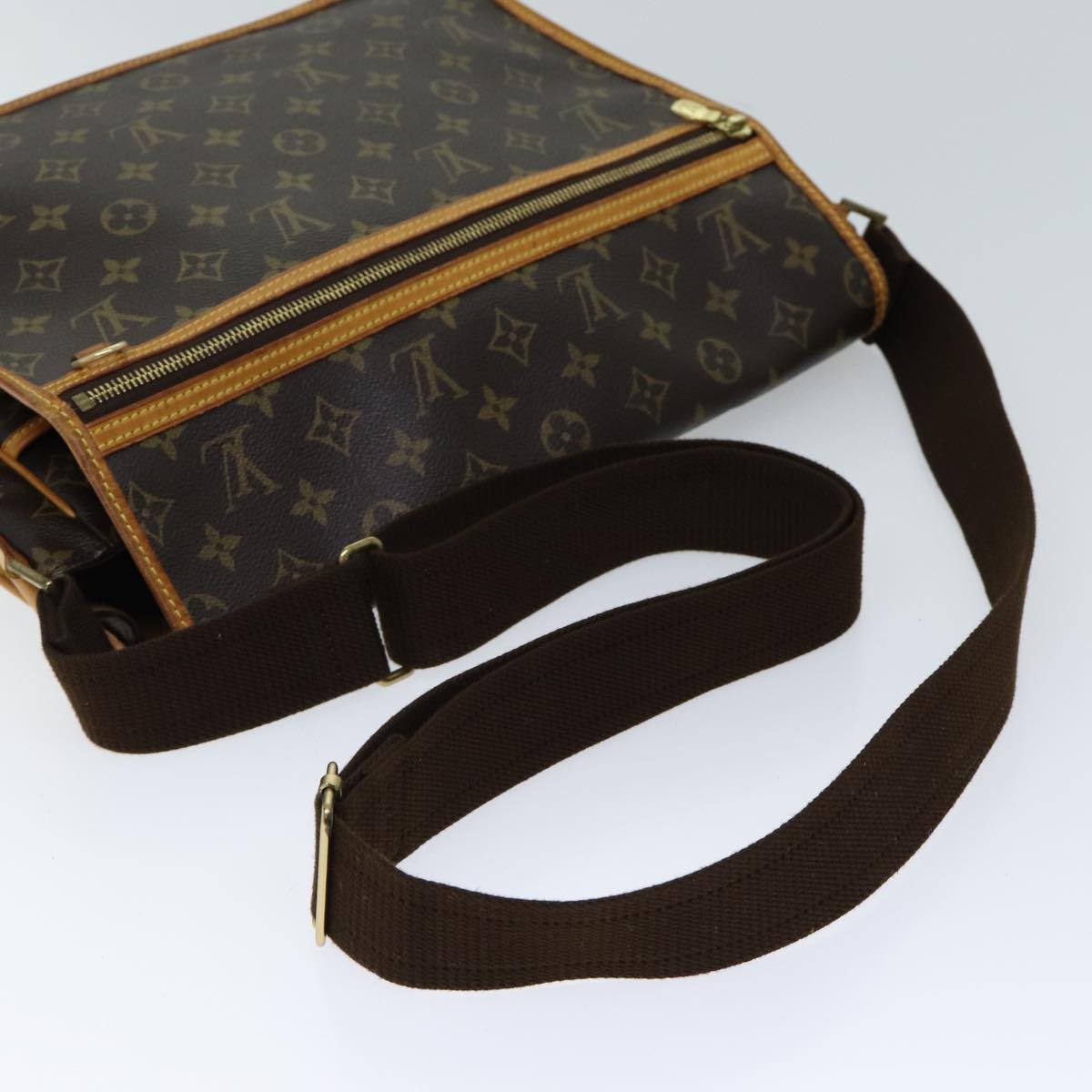 Louis Vuitton Bosphore Shoulder Bag