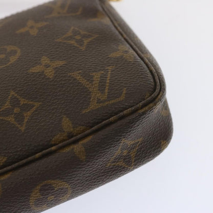 Louis Vuitton Pochette accessoires Clutch