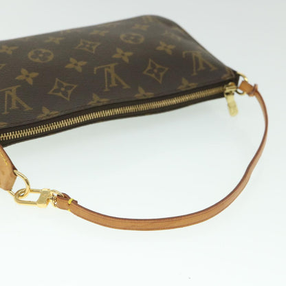 Louis Vuitton Pochette Accessoire Clutch