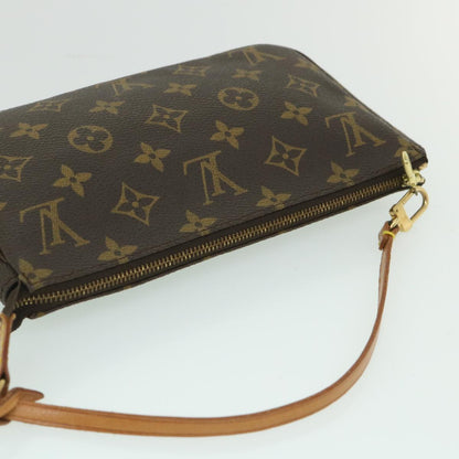 Louis Vuitton Pochette Accessoire Clutch