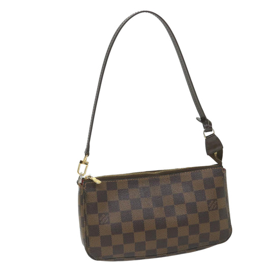 Louis Vuitton Pochette Accessoire Clutch