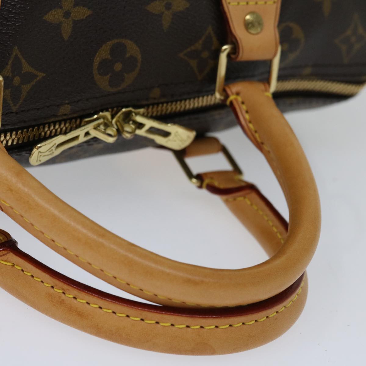 Louis Vuitton Speedy Bandoulière 30 Handbag