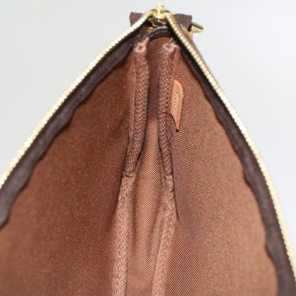 Louis Vuitton Pochette Accessoire Clutch