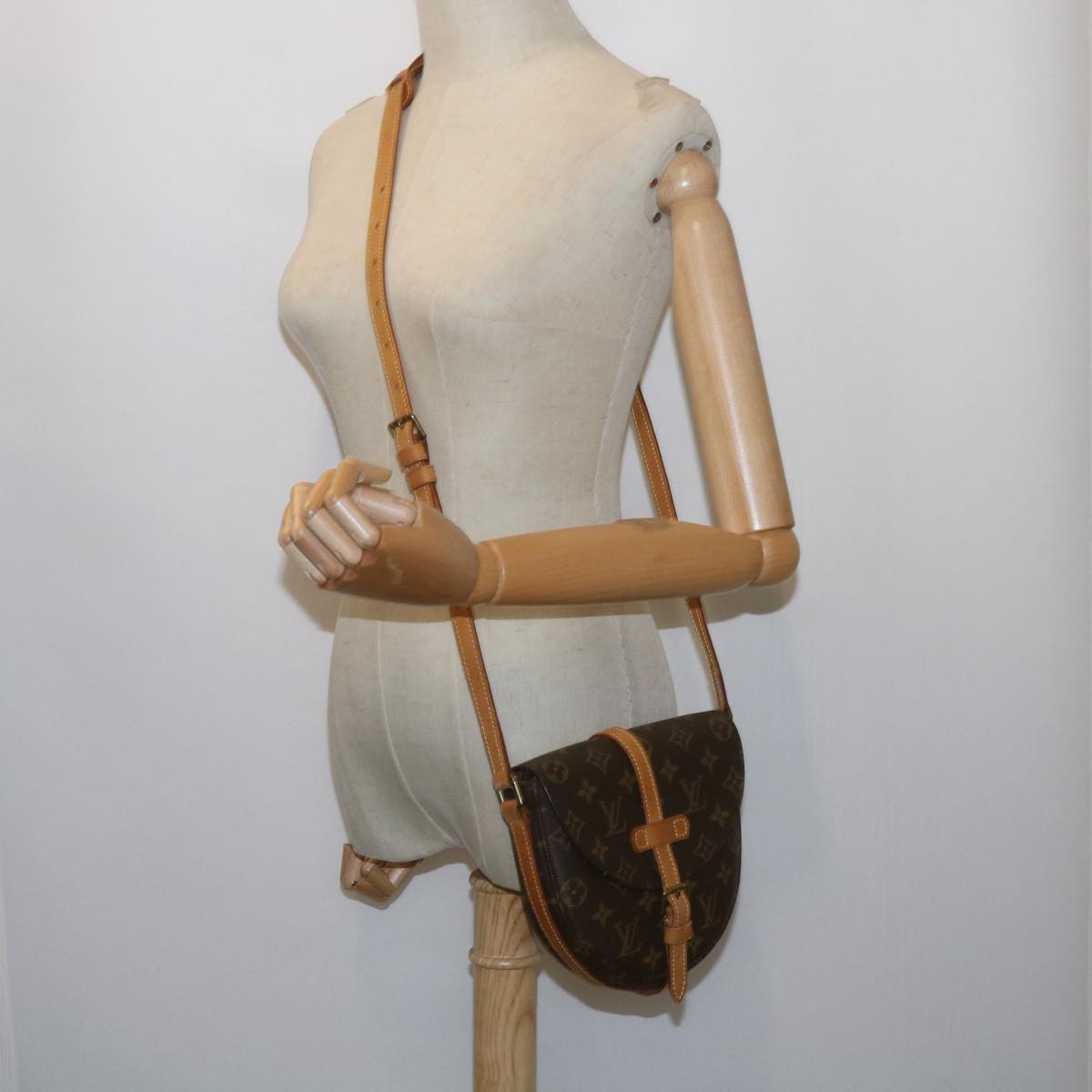 Louis Vuitton Chantilly Shoulder Bag