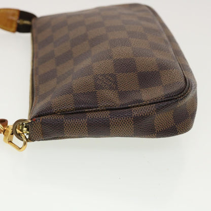 Louis Vuitton Pochette Accessoire Clutch