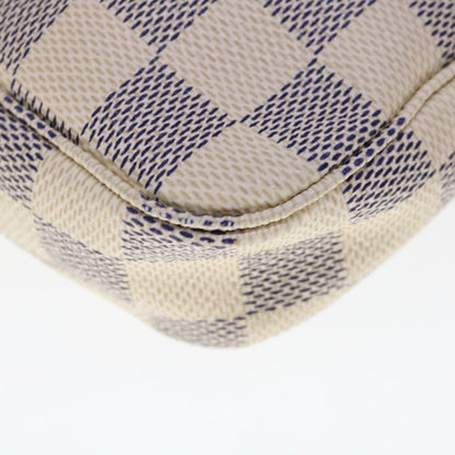 Louis Vuitton Pochette accessoires Clutch