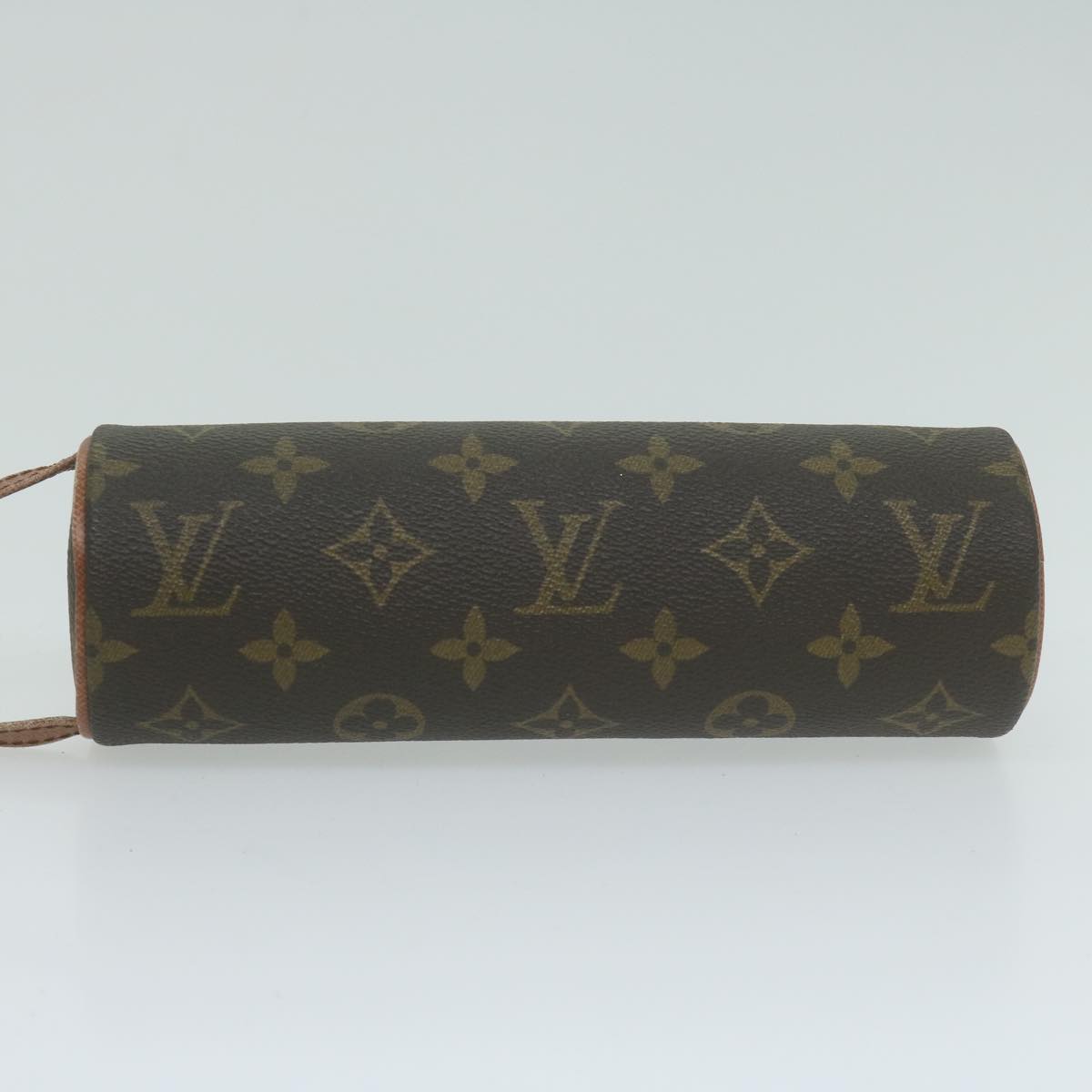 Louis Vuitton Etui à balles de golf Clutch