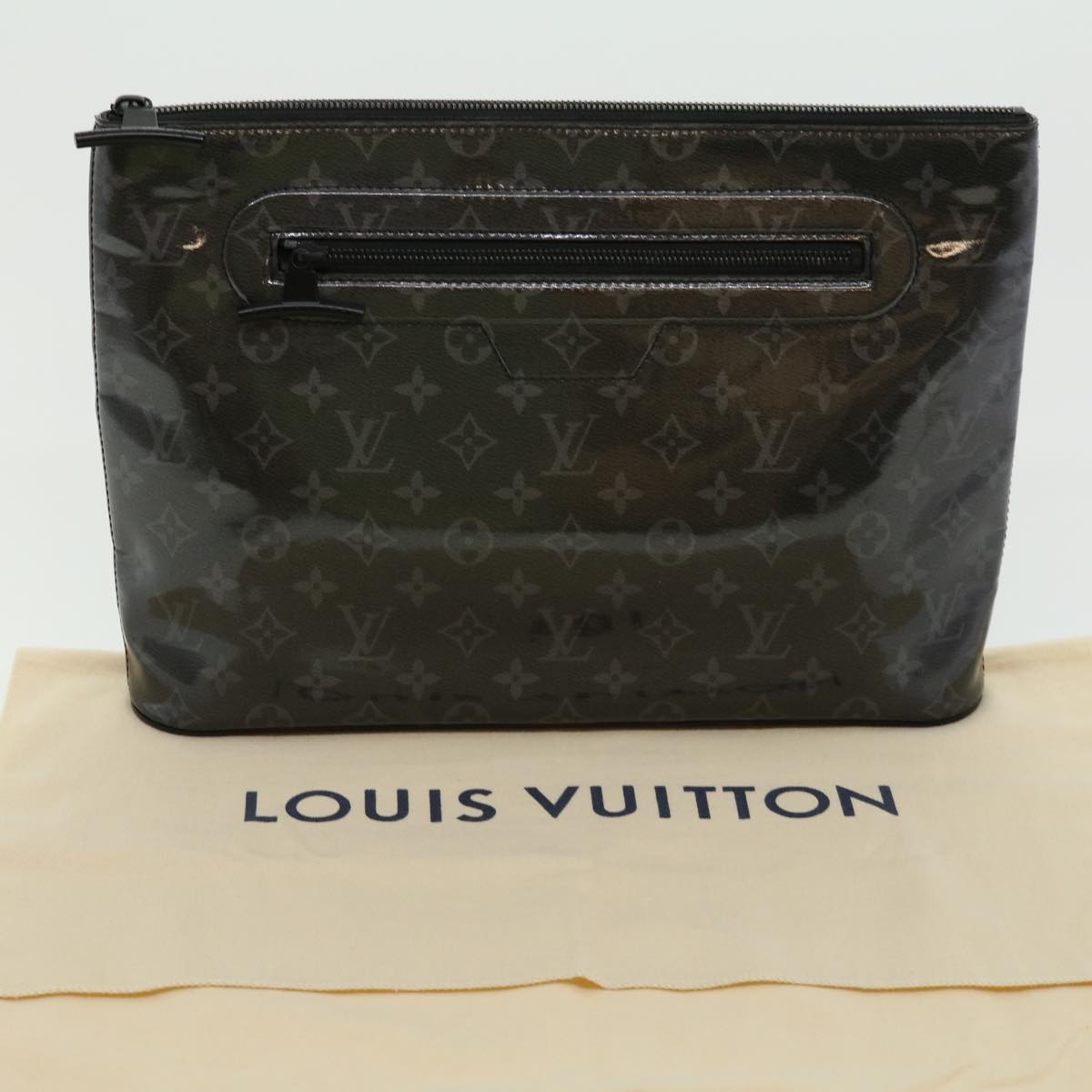 Louis Vuitton Pochette Clutch