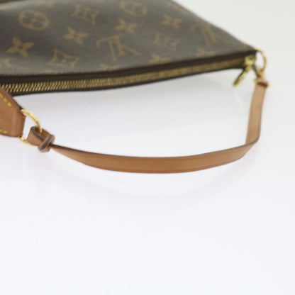 Louis Vuitton Pochette Accessoire Clutch