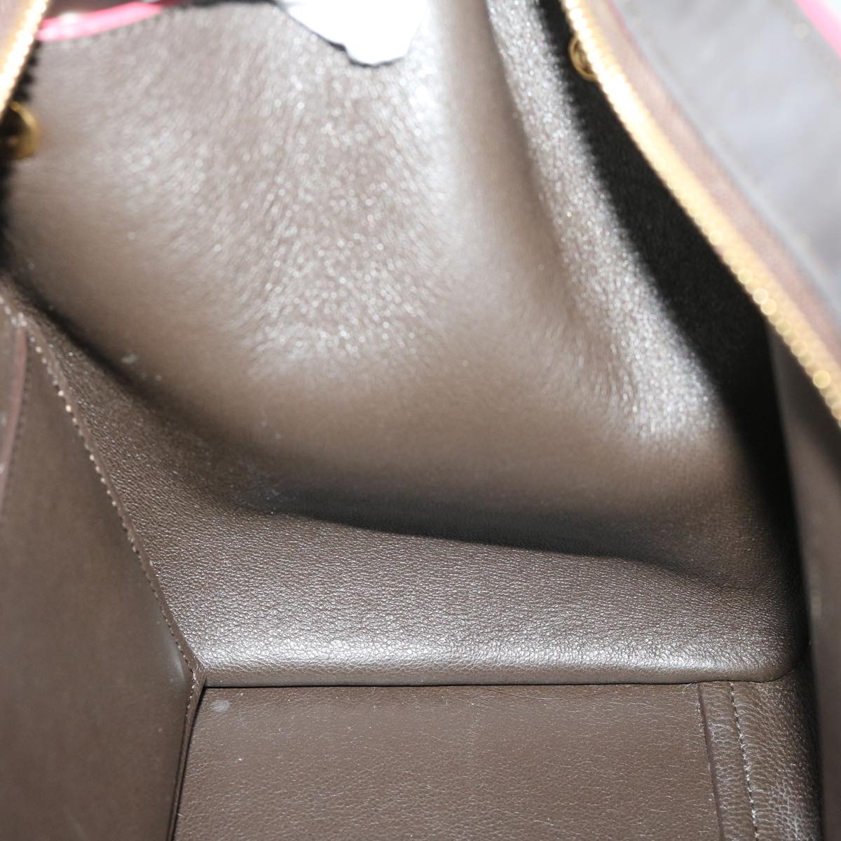 Céline Trapèze Handbag