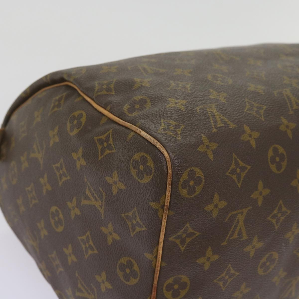 Louis Vuitton Speedy 40 Handbag