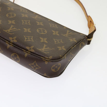 Louis Vuitton Pochette accessoires Clutch