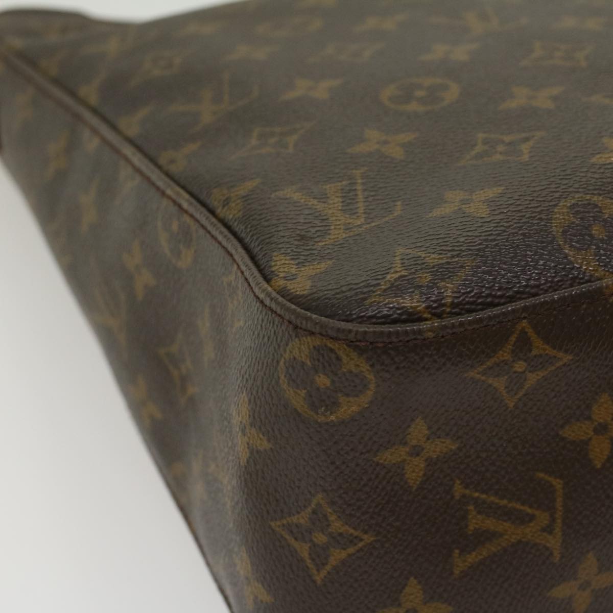 Louis Vuitton Looping GM Shoulder Bag