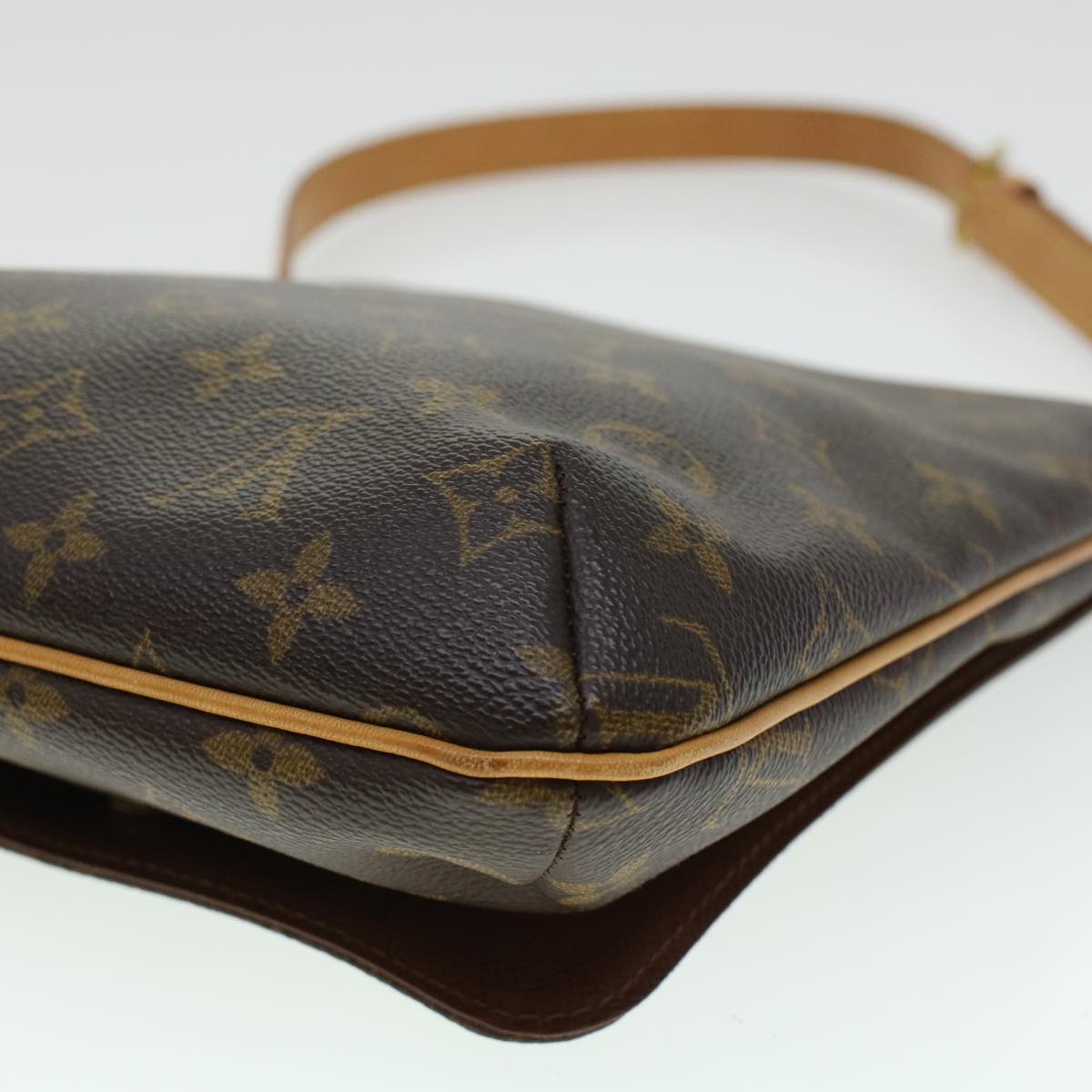 Louis Vuitton Musette Shoulder Bag