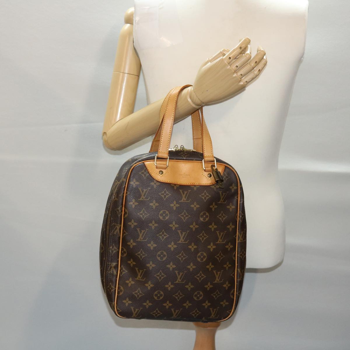 Louis Vuitton Excursion Handbag