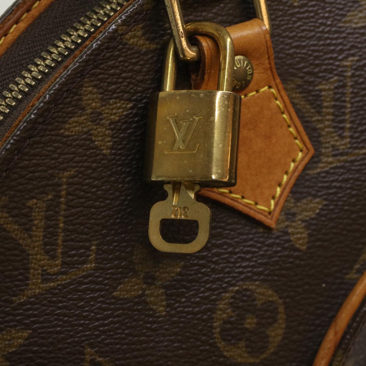 Louis Vuitton Ellipse Handbag