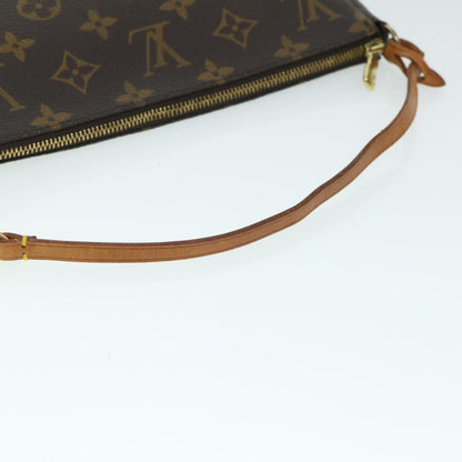 Louis Vuitton Pochette Accessoire Clutch