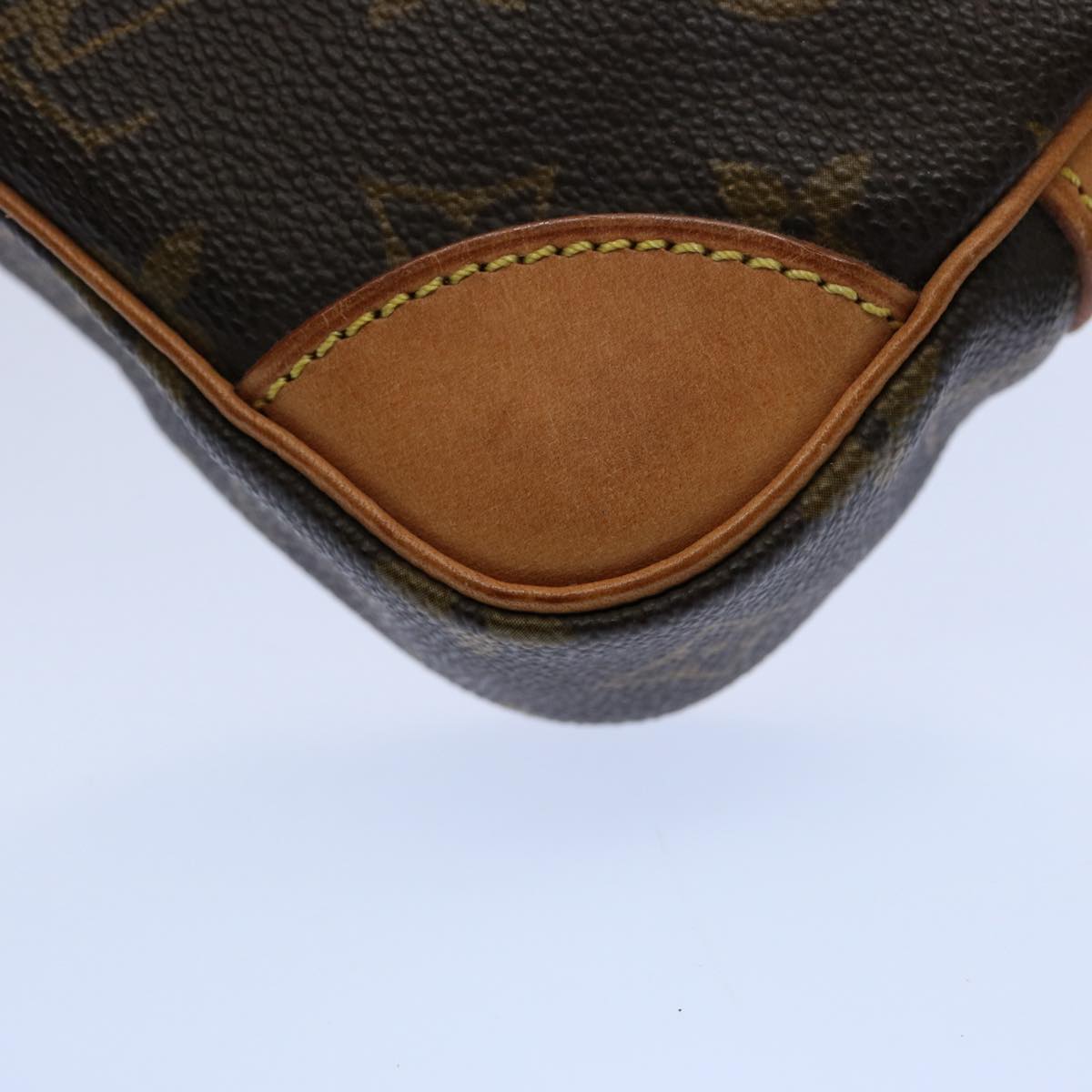 Louis Vuitton Marly Dragonne clutch