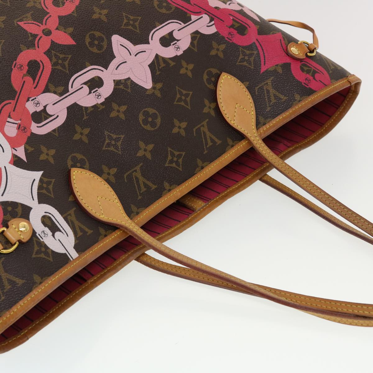 Louis Vuitton Neverfull MM Tote Bag