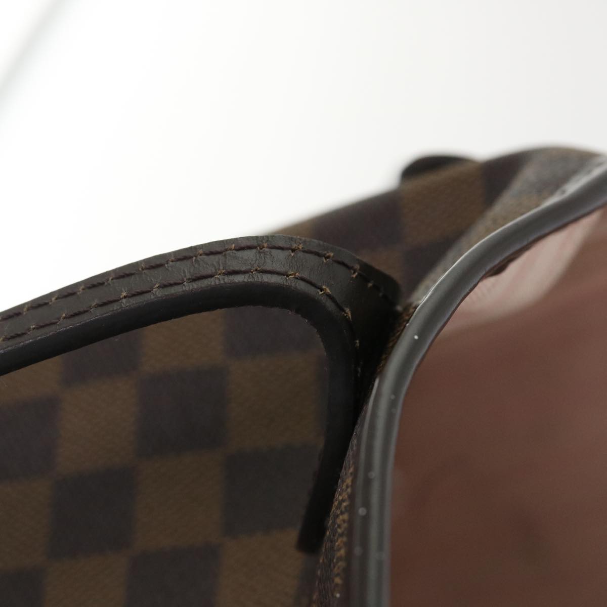 Louis Vuitton Neverfull MM Tote Bag