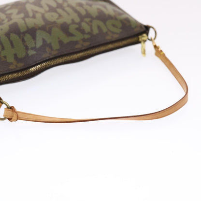 Louis Vuitton Pochette Accessoire Clutch