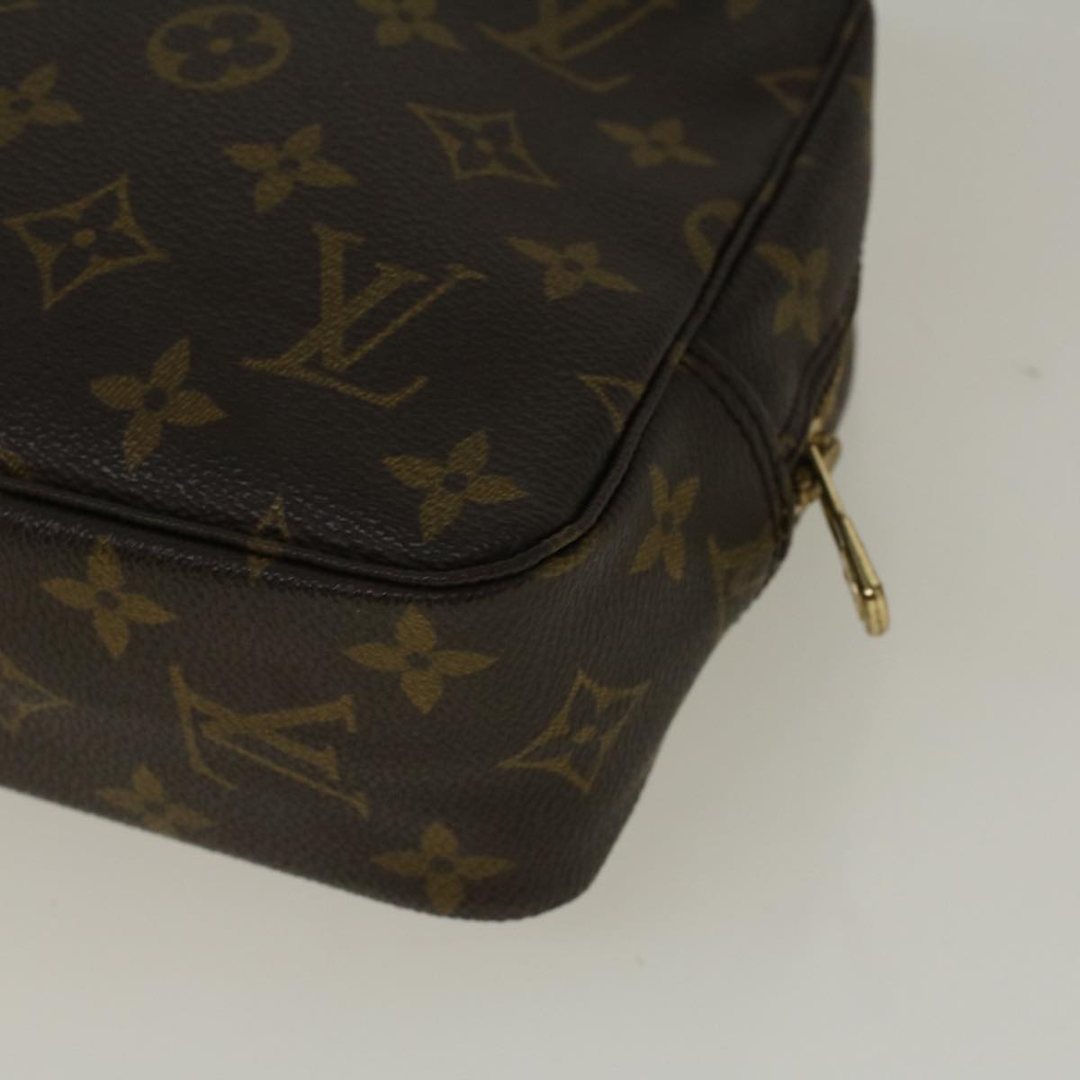 Louis Vuitton Trousse de Toilette Clutch