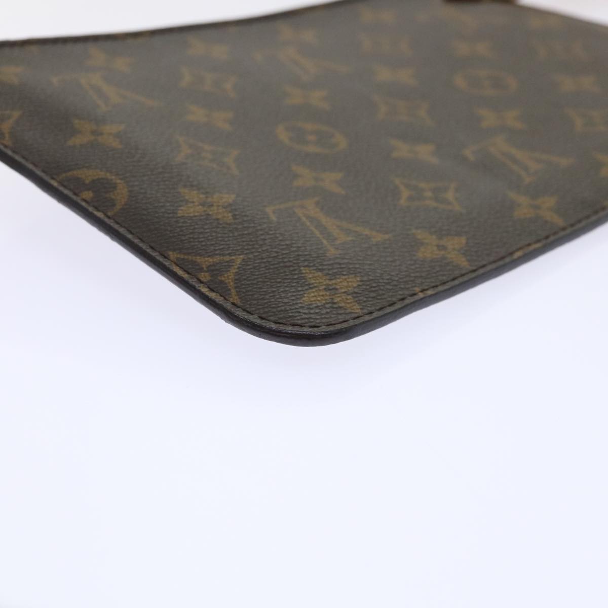 Louis Vuitton Pochette Handbag