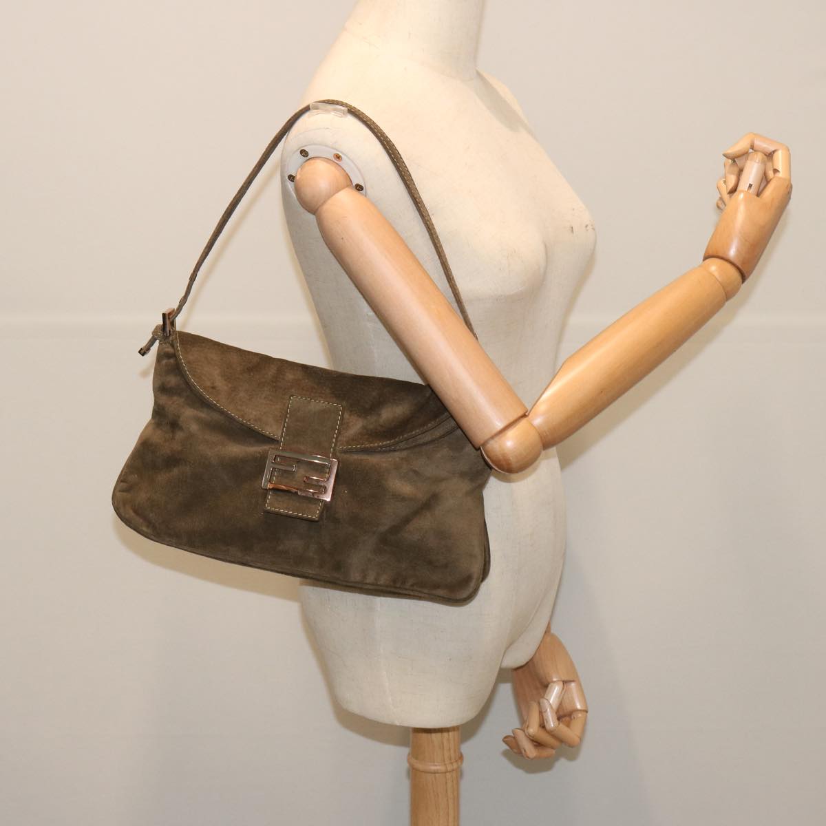 Fendi Mamma Baguette Shoulder Bag