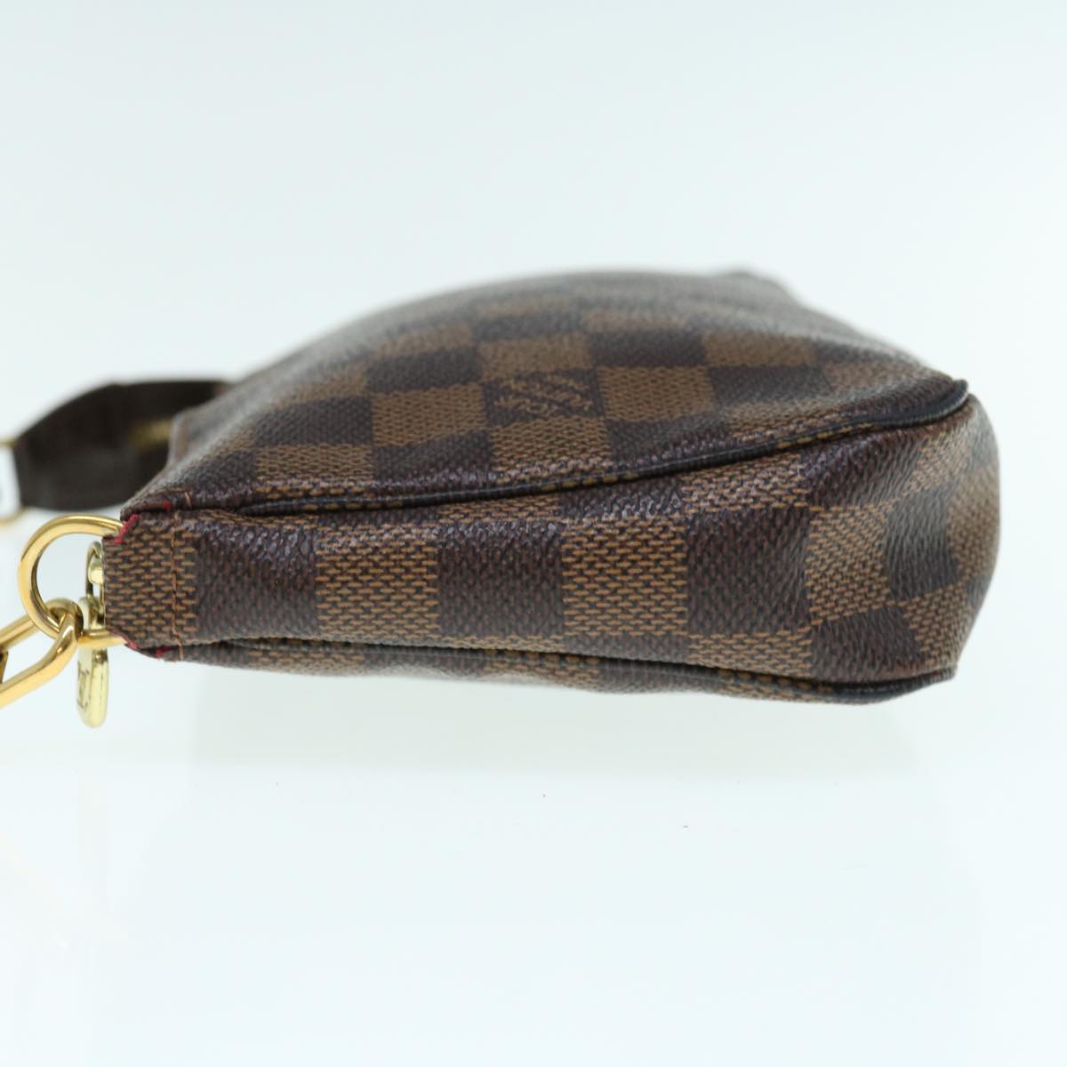 Louis Vuitton Pochette Accessoire Clutch