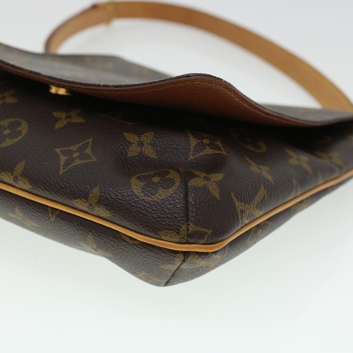 Louis Vuitton Musette Shoulder Bag