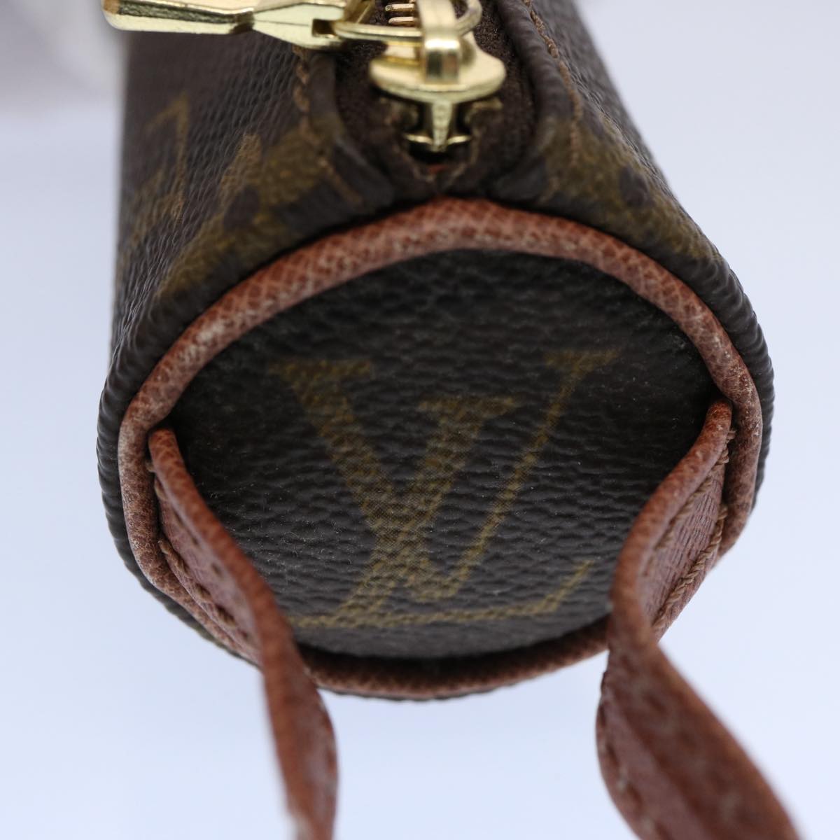 Louis Vuitton Etui à balles de golf Clutch