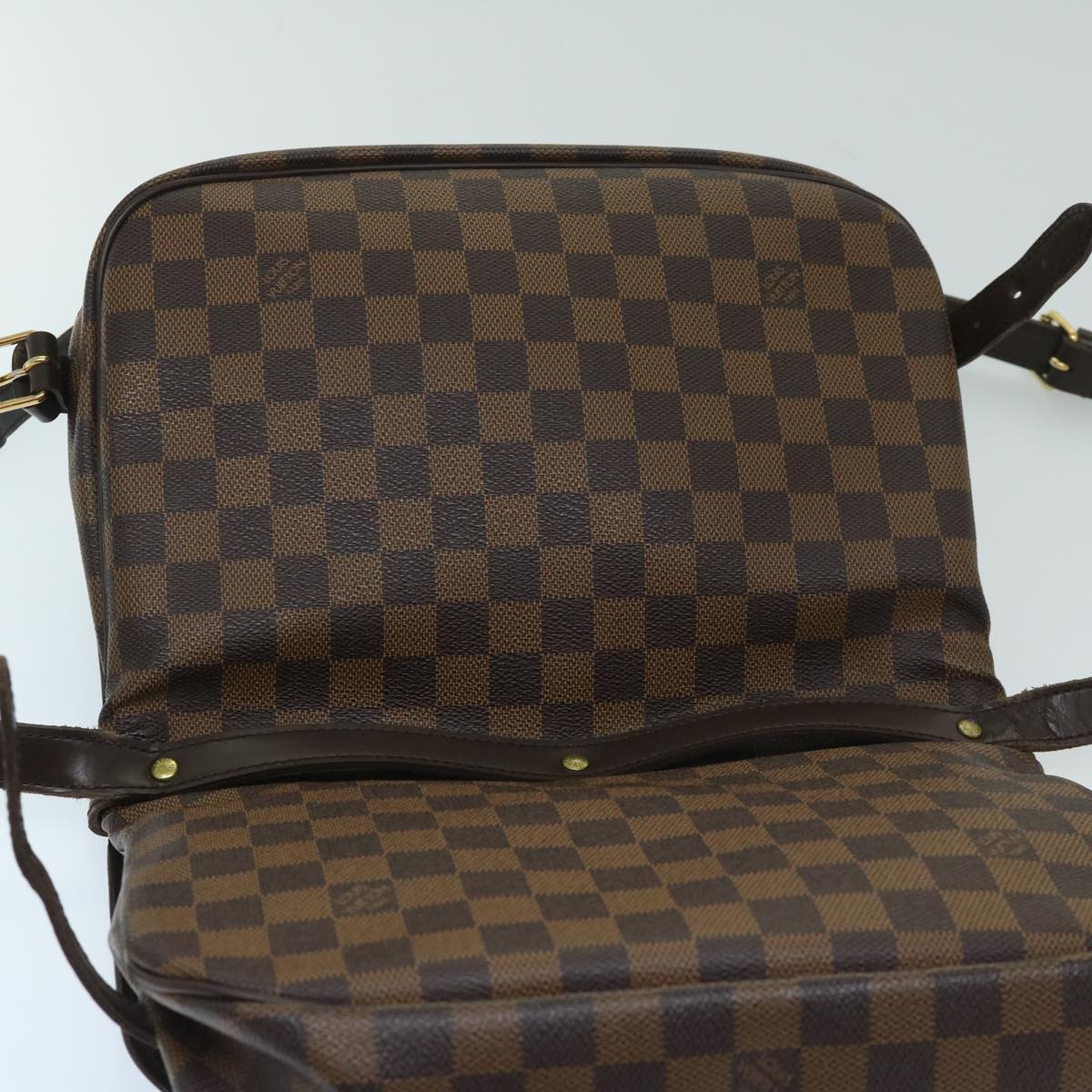 Louis Vuitton Saumur 30 Shoulder Bag