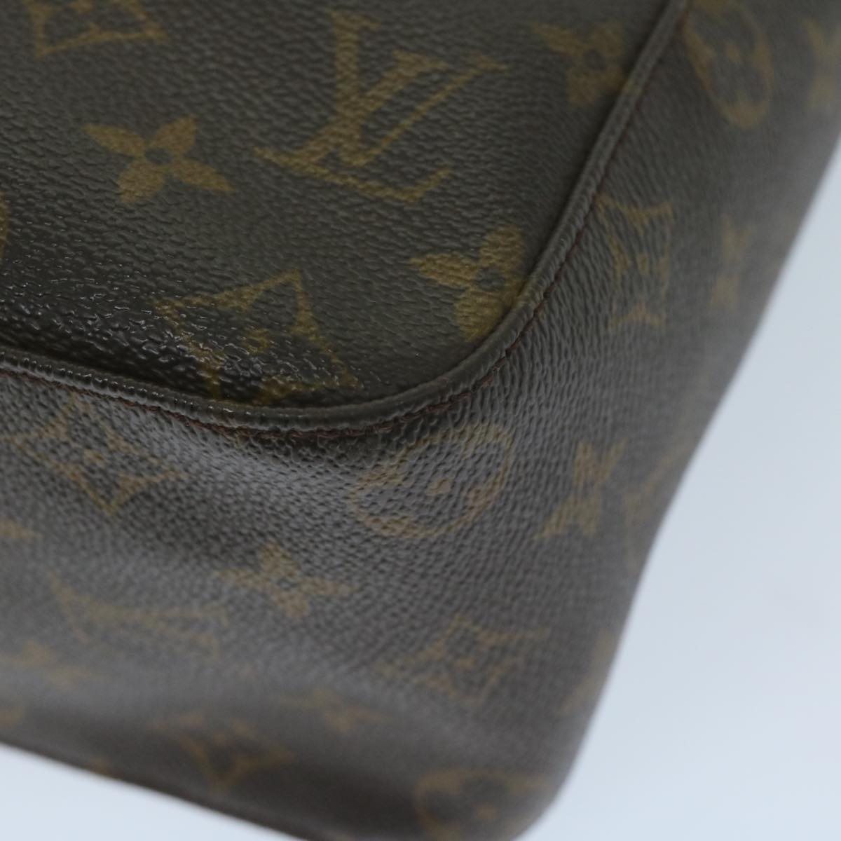 Louis Vuitton Looping GM Shoulder Bag