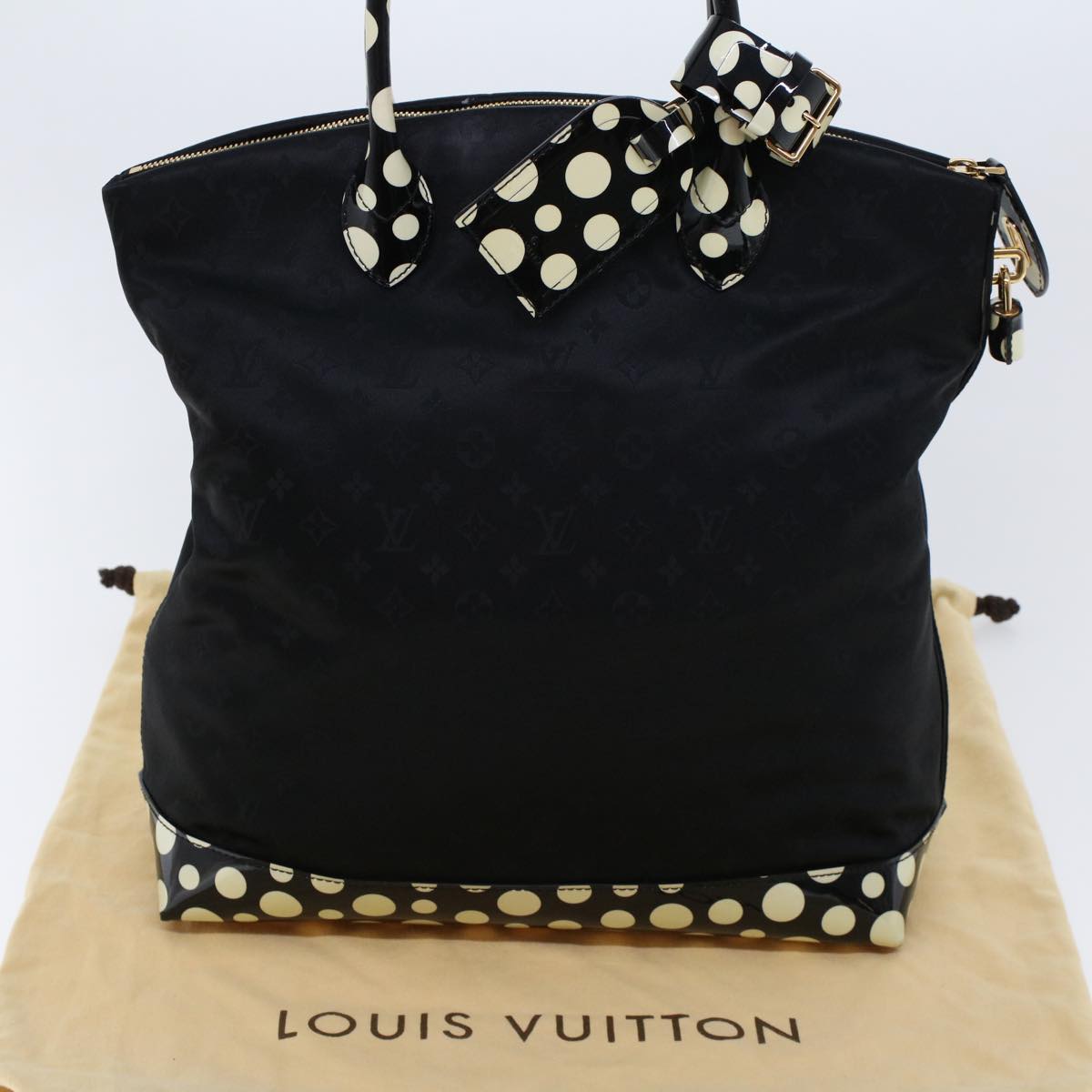 Louis Vuitton Lockit Vertical Handbag