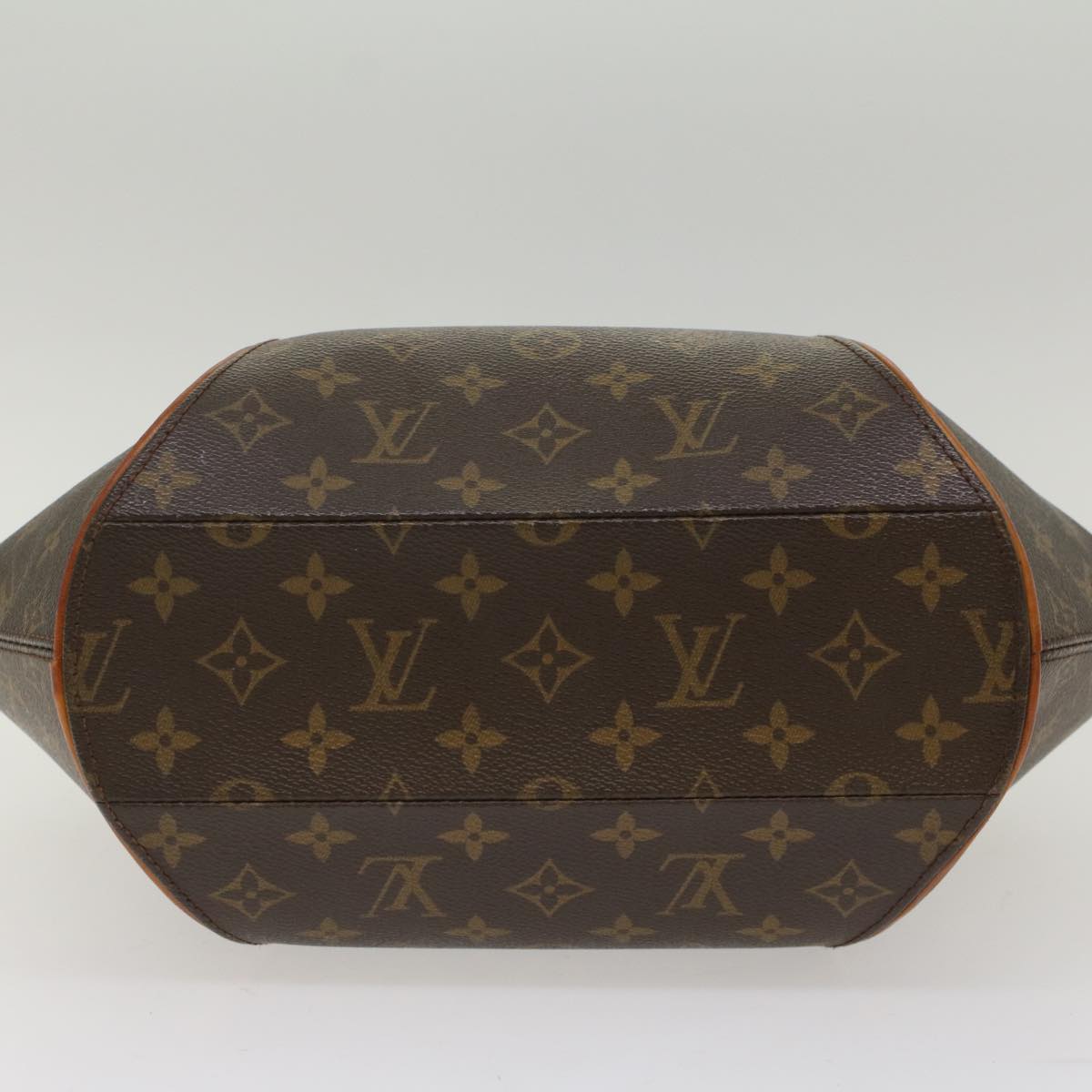 Louis Vuitton Ellipse Handbag