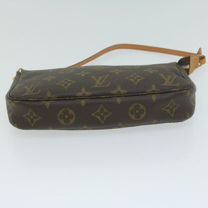 Louis Vuitton Pochette accessoires Clutch