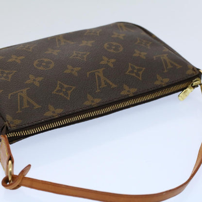 Louis Vuitton Pochette Accessoire Clutch