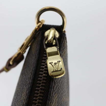 Louis Vuitton Pochette accessoires Clutch