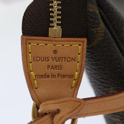 Louis Vuitton Pochette accessoires Clutch